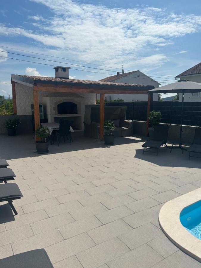 Villa Apartment Aa 2 Trogir Kültér fotó