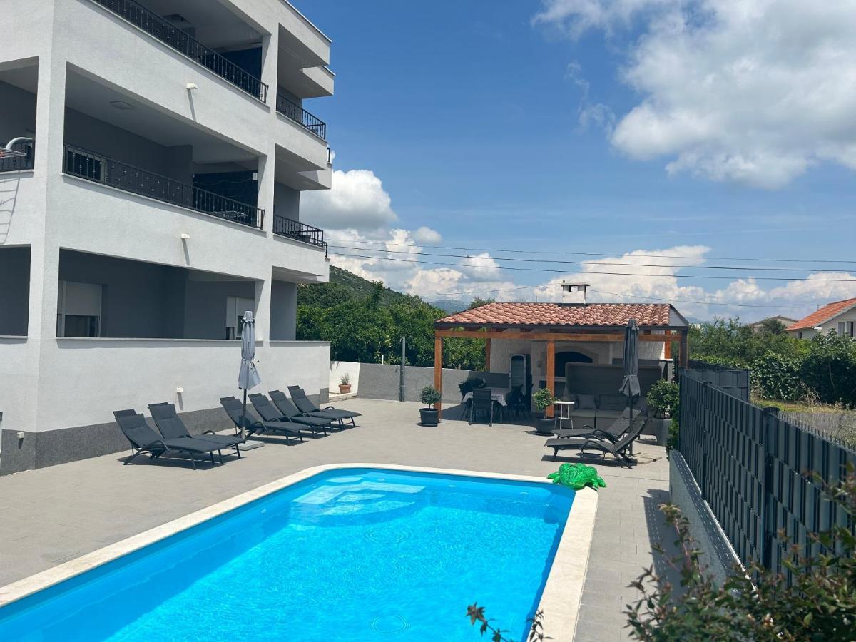 Villa Apartment Aa 2 Trogir Kültér fotó