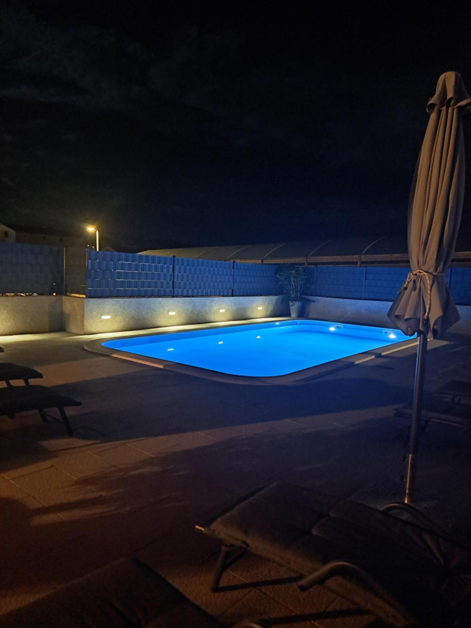 Villa Apartment Aa 2 Trogir Kültér fotó