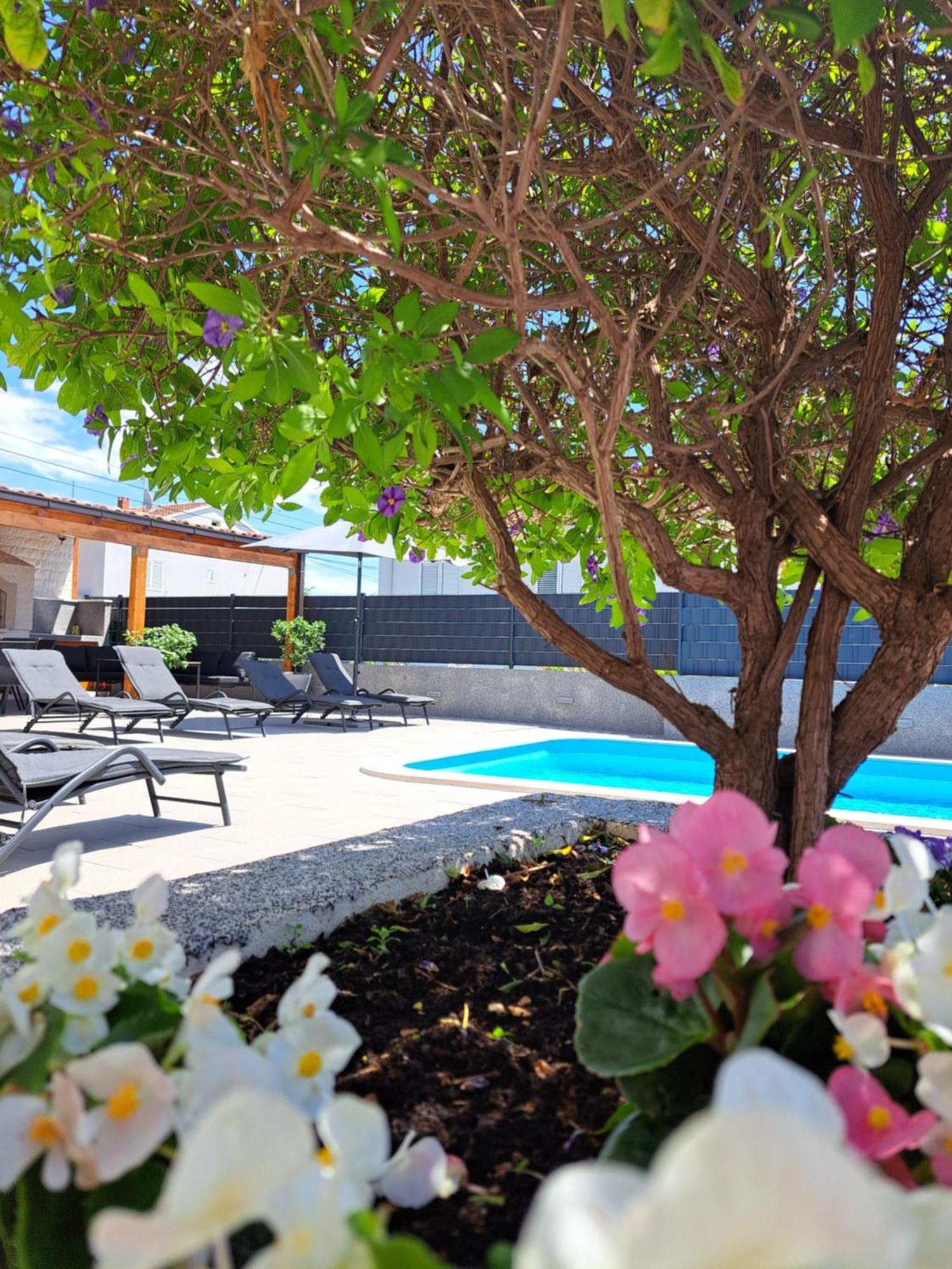 Villa Apartment Aa 2 Trogir Kültér fotó