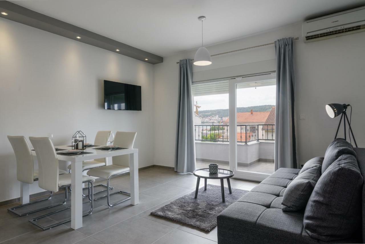 Villa Apartment Aa 2 Trogir Kültér fotó