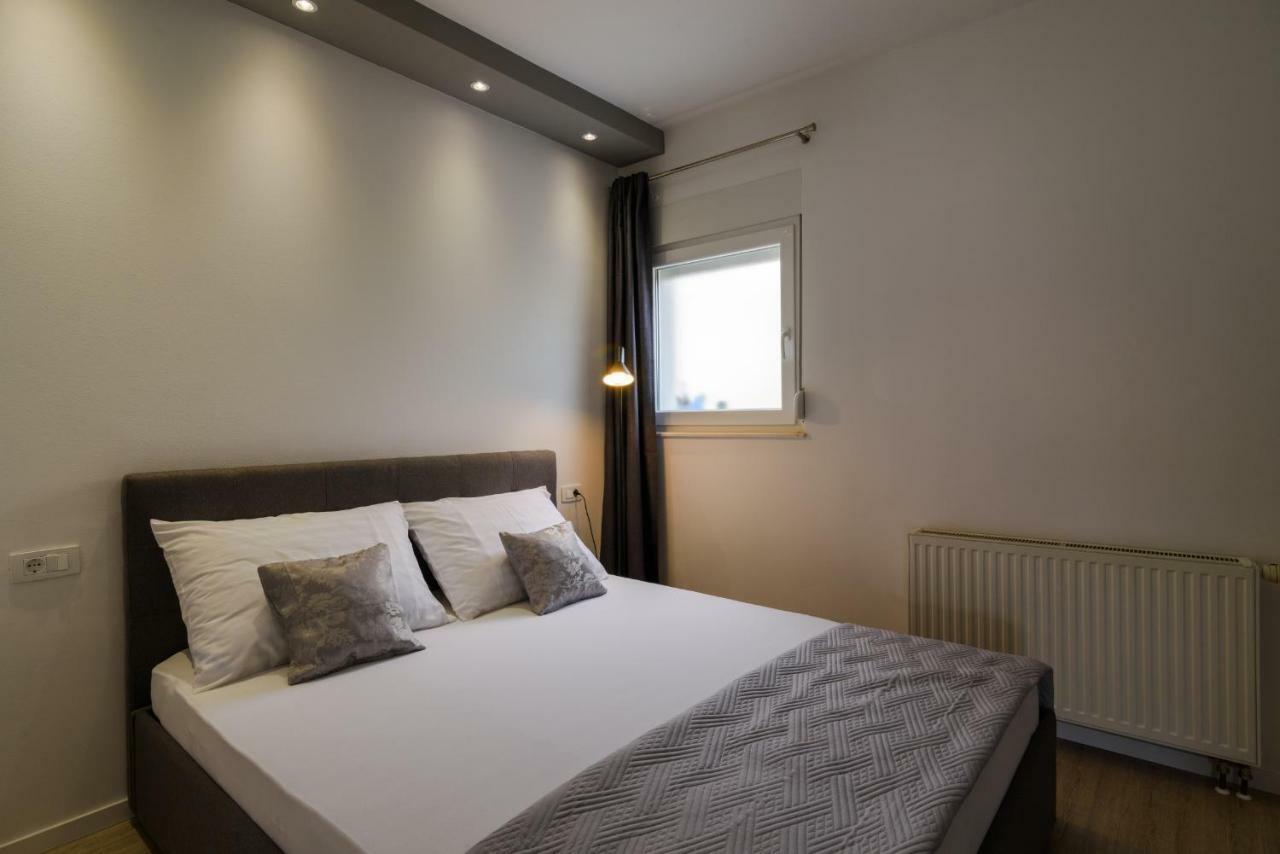 Villa Apartment Aa 2 Trogir Kültér fotó