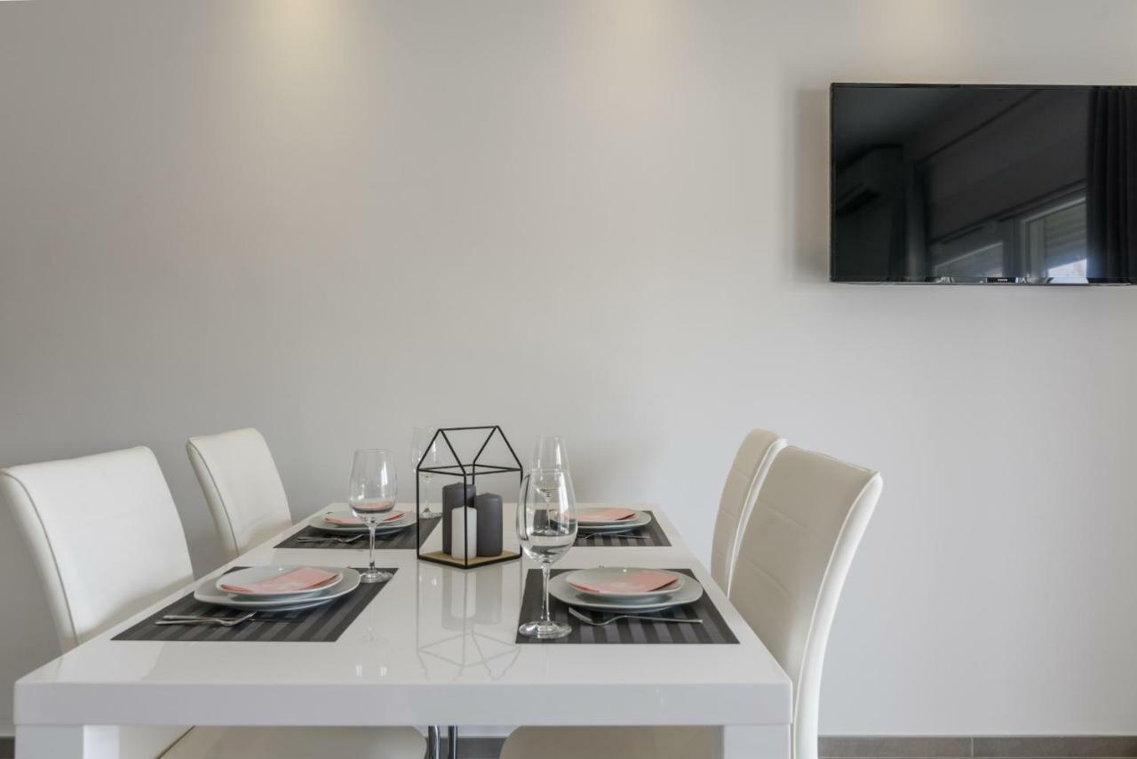Villa Apartment Aa 2 Trogir Kültér fotó